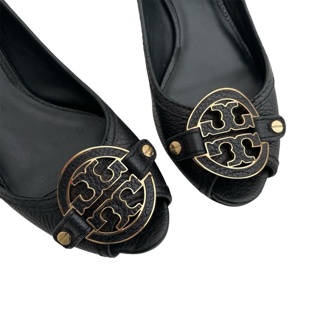 Tory Burch Amanda Demi Wedge Open Toe Leather Logo Shoes Size 7.5 Pebbled Black